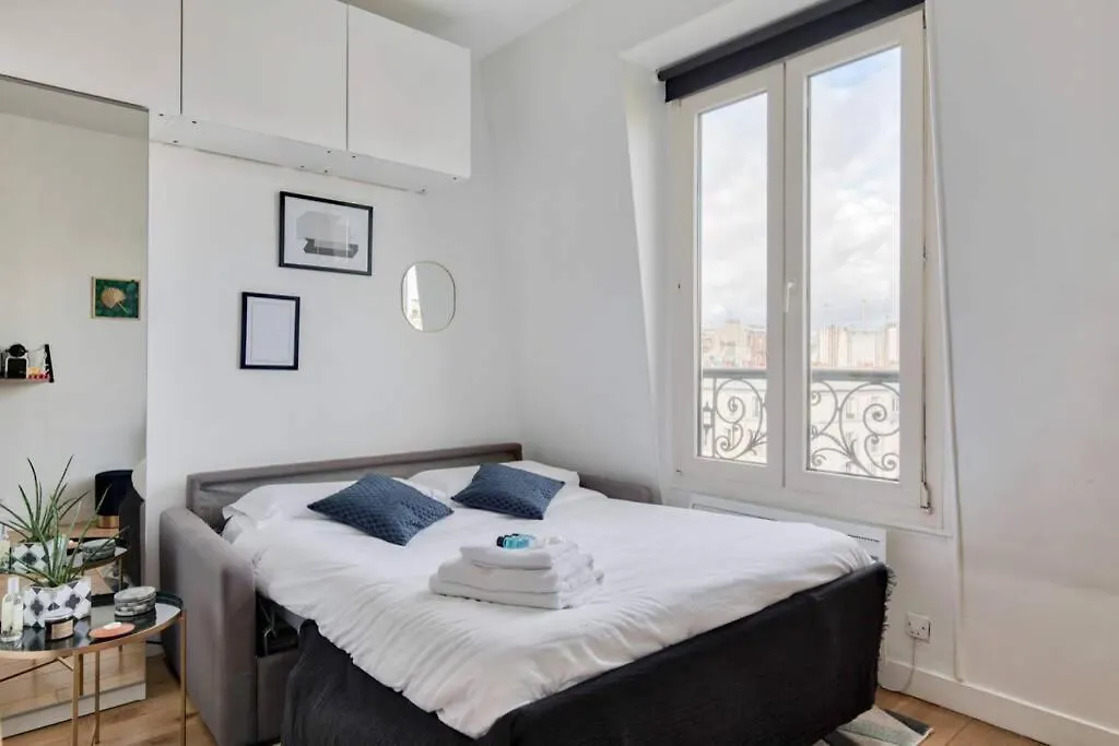 Exelmans Modern Studio Porte De St-Cloud - 2P 0*, Paris